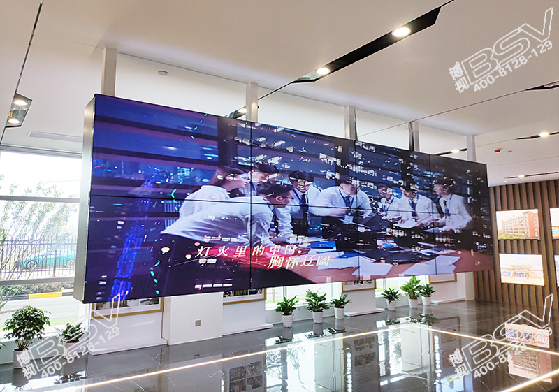 P20915-113751.jpg P20915-113751.jpg